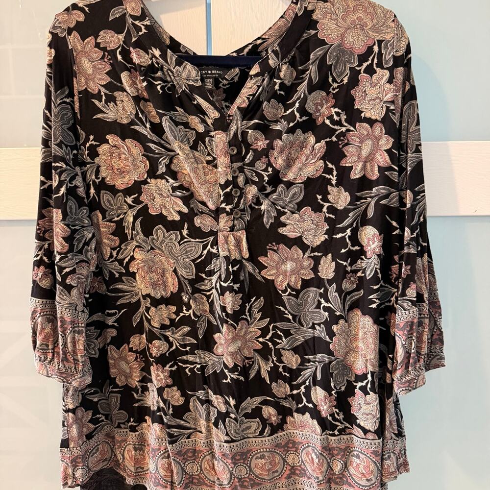 Lucky Brand Paisley 3/4 Sleeve Top Navy Blue and Tan Size 1X